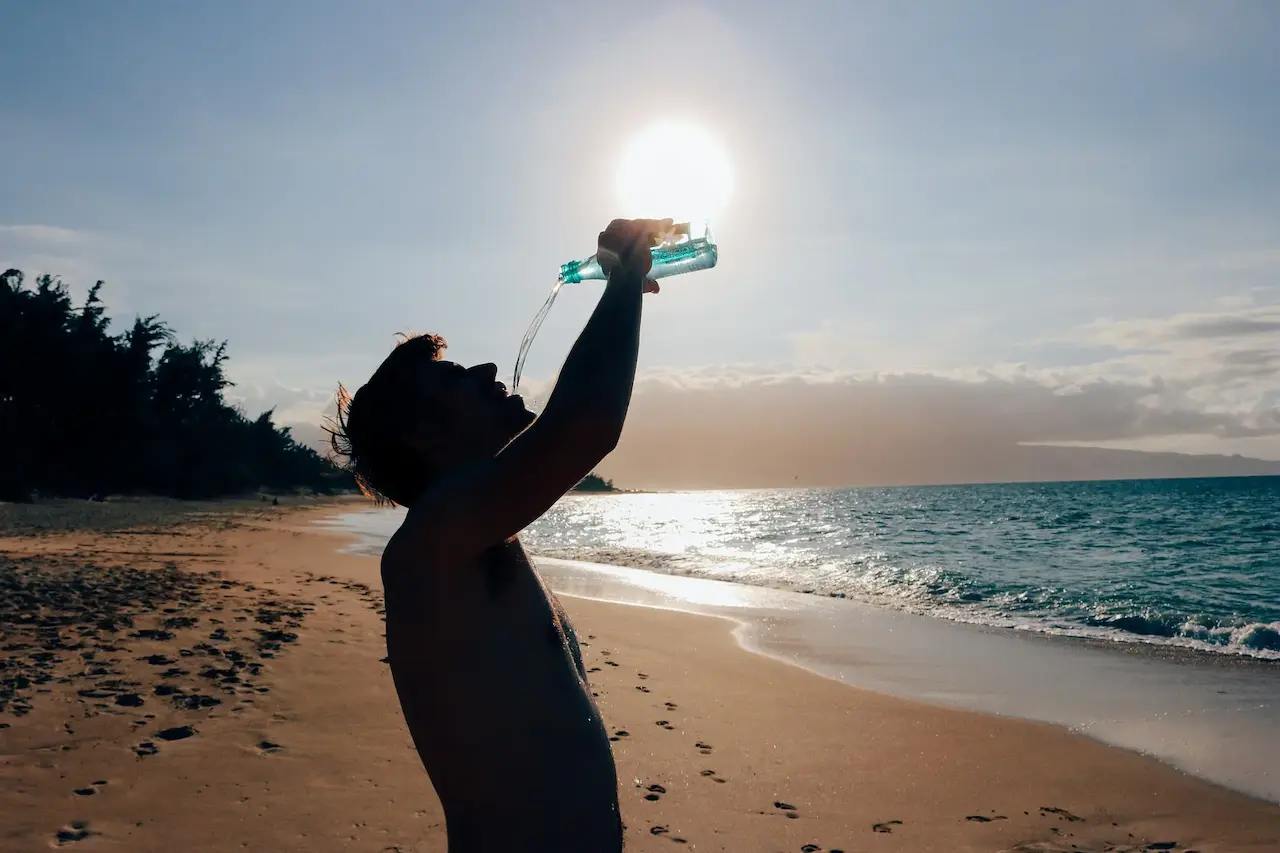 ¿Es buena idea beber agua del mar?